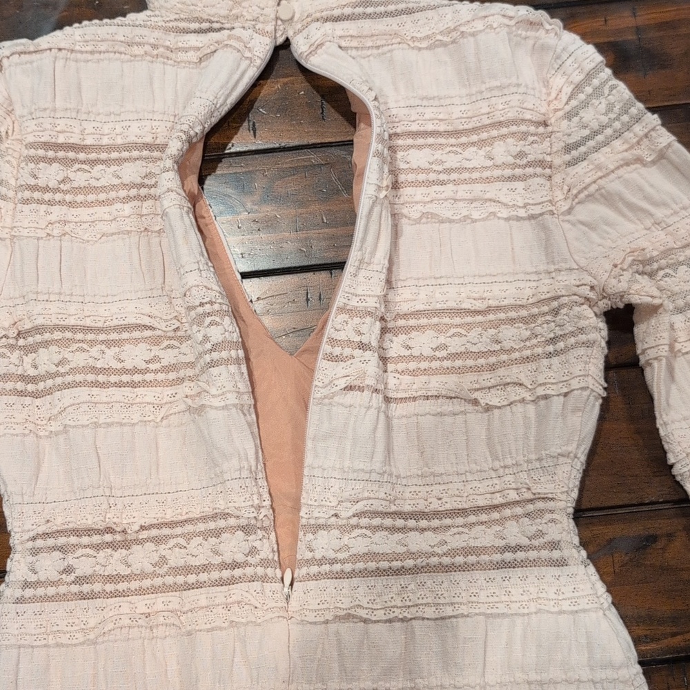 Cinq A Sept Cecily Lace Choker Long Sleeve V Neck - Picture 9 of 10